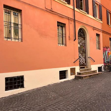 Oasis In The Centre Of Bologna Apartment Ngoại thất bức ảnh