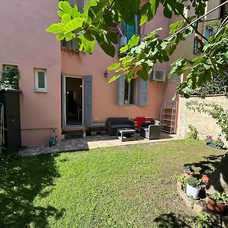 Oasis In The Centre Of Bologna Apartment Ngoại thất bức ảnh