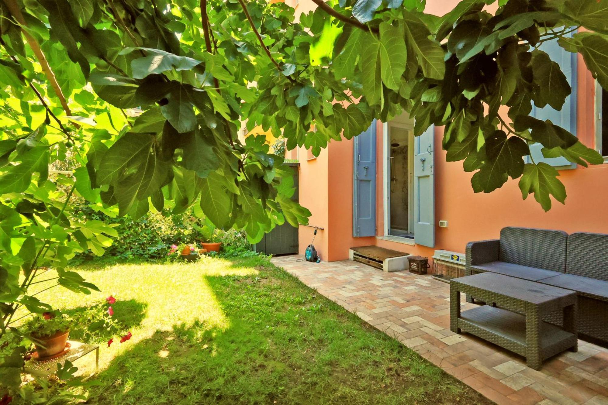 Oasis In The Centre Of Bologna Apartment Ngoại thất bức ảnh
